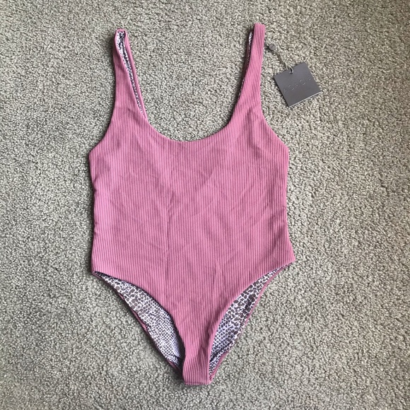 RARE Acacia Palm Springs One Piece Sz M NWT - Picture 4 of 12